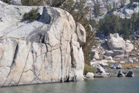 alien rock, Upper Baboon Lake, Sabrina Basin, California