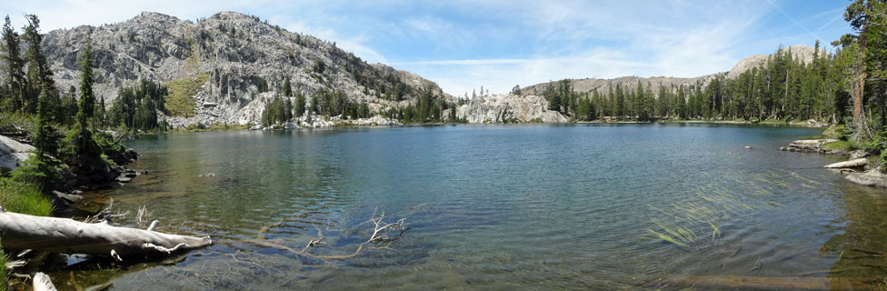 photo of Cinko Lake, Hoover Wilderness, California